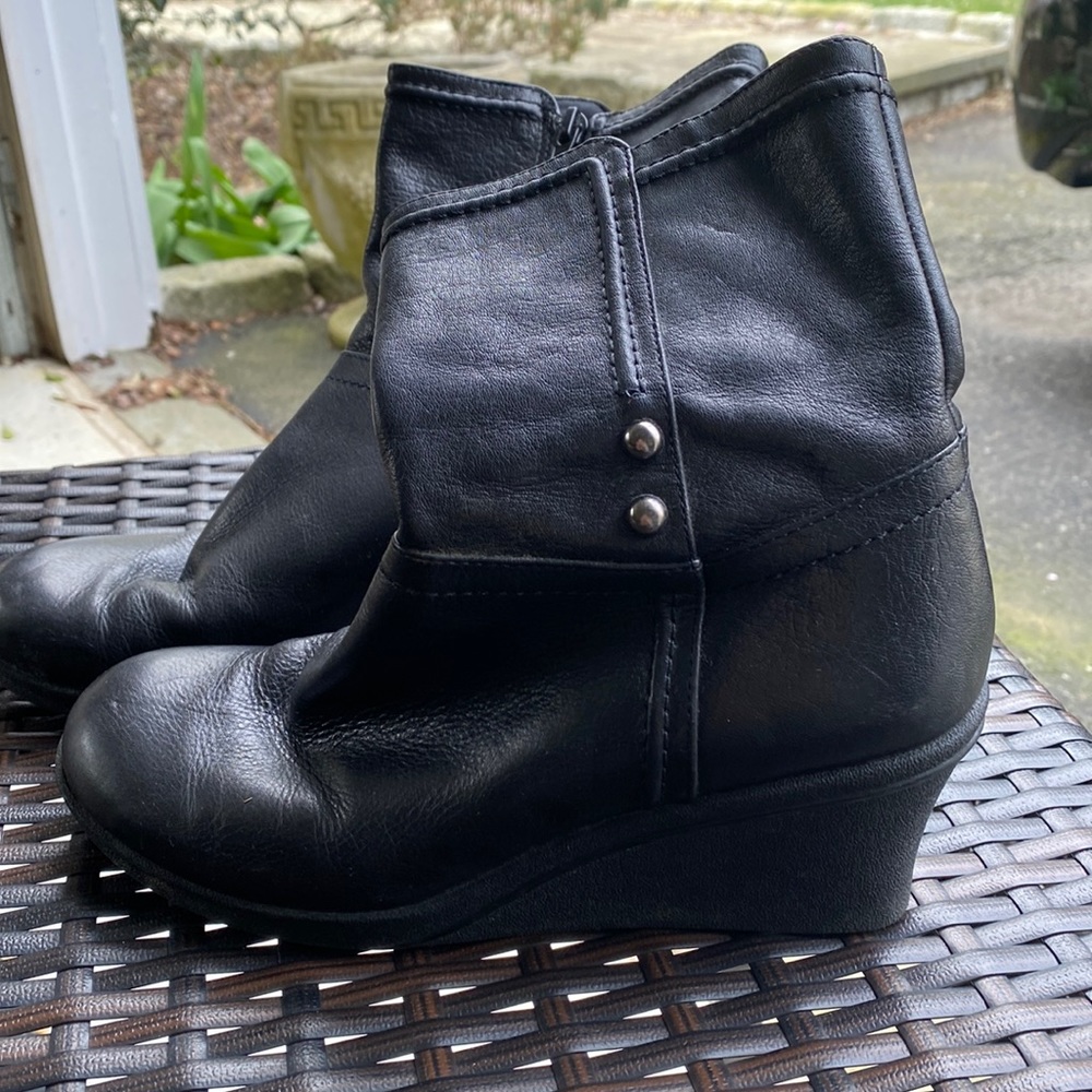 Nine West Deana Boot Size 6.5 Wedge Boot - image 1